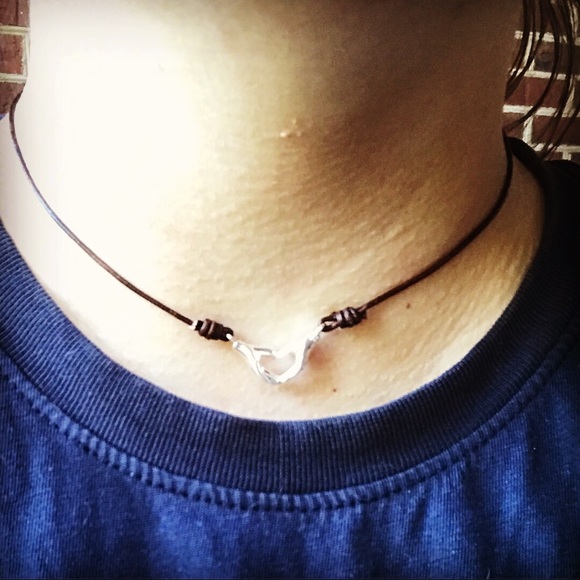 🔴3/$15 NEW Silver Love Sign Leather Choker - Picture 2 of 8